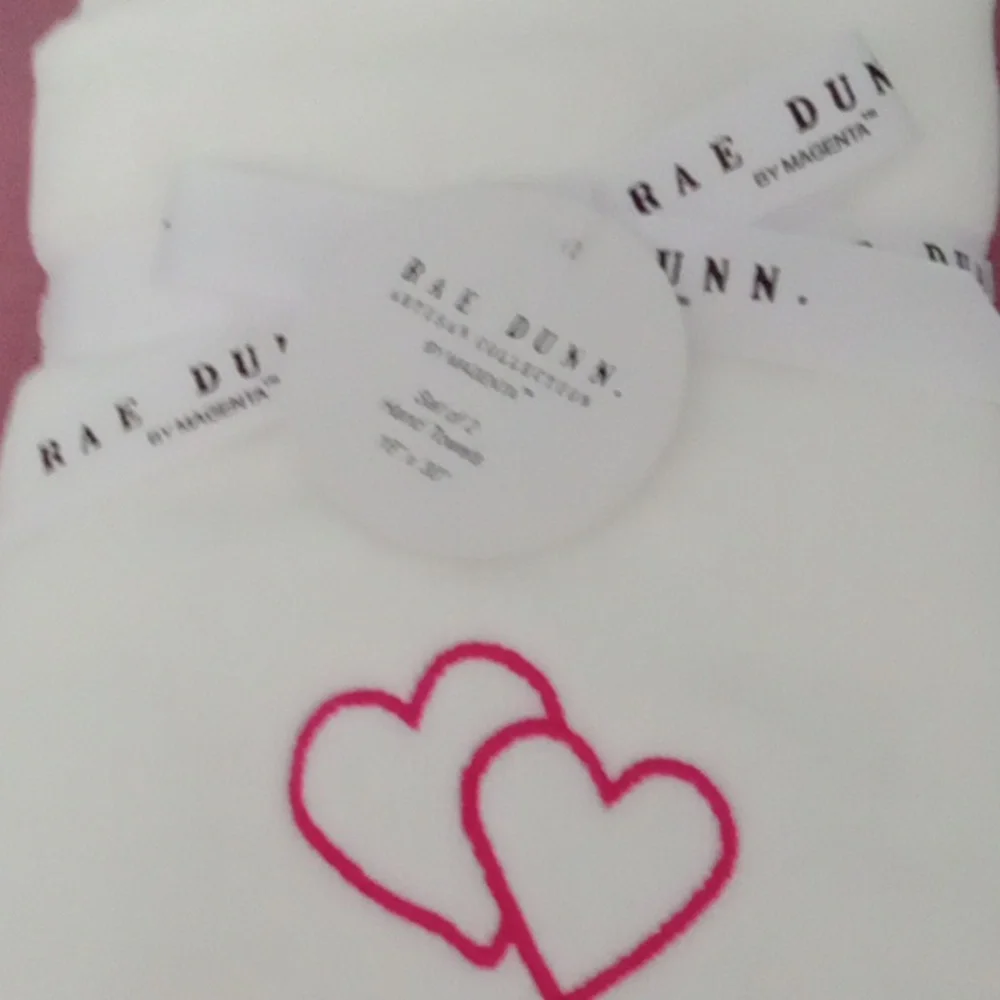 Rae Dunn 'Be Mine' Hand Towels - White and Pink